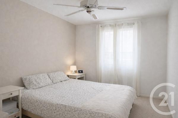 Appartement T3 à vendre  3 pièces - 66,72 m2 AUBAGNE - 13