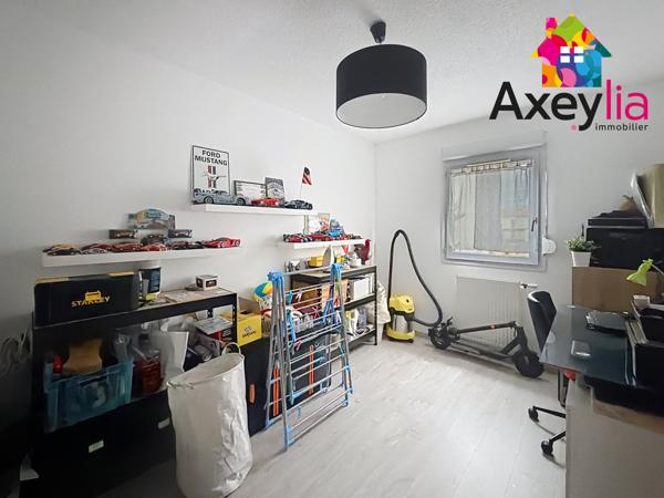 Roanne (42300) A VENDRE - ROANNE - APPARTEMENT EN DUPLEX AVEC TROIS CHAMBRES, BALCON, TERRASSE, CAVE ET PARKING SOUTERRAIN