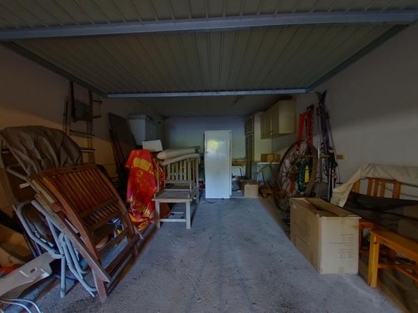 04400 LE SAUZE Parking / box