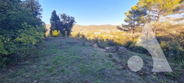 Terrain 1058 m2