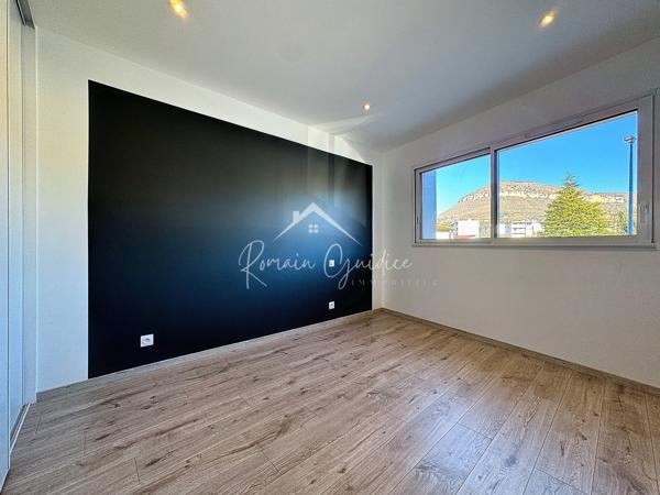 Millau (12100) APPARTEMENT DE STANDING F4 DE 135 M2