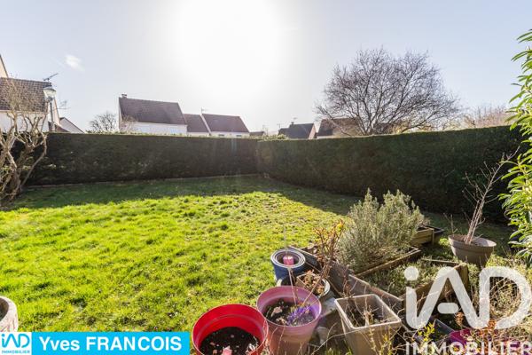 Maison à vendre 5 pièces 87 m² Sainte-Geneviève-des-Bois