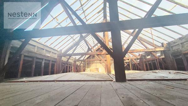 Local commercial Calais 300m2 Loué+ duplex de 400m2 à rénover entièrement CALAIS place crèvecoeur