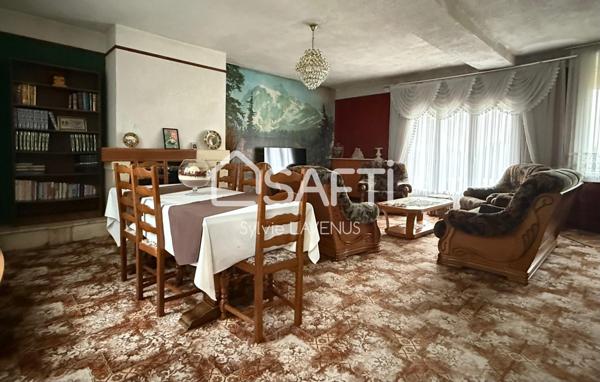 Idéal investisseur, Maison à rénover de 201 m2, sur son terrain de 1593 m2.