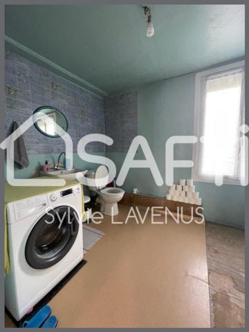 Idéal investisseur, Maison à rénover de 201 m2, sur son terrain de 1593 m2.