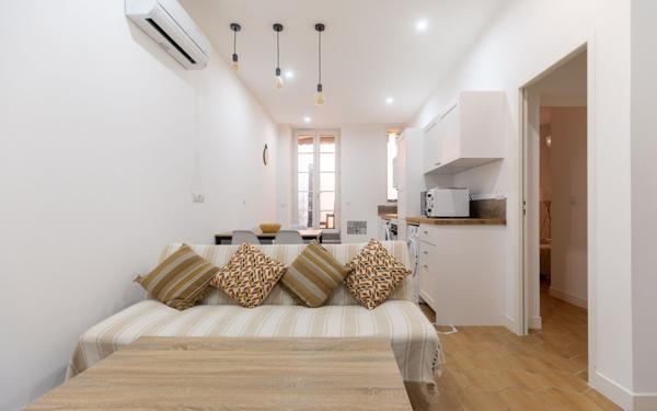 Appartement à vendre    3 pièces • 58,86 m2 Toulon