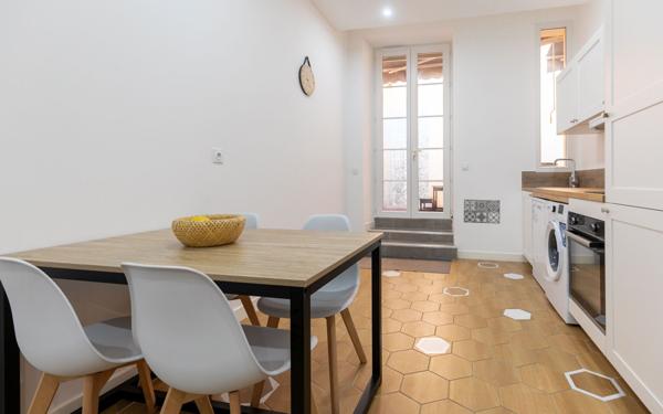 Appartement à vendre    3 pièces • 58,86 m2 Toulon