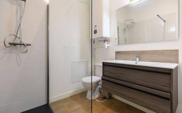 Appartement à vendre    3 pièces • 58,86 m2 Toulon