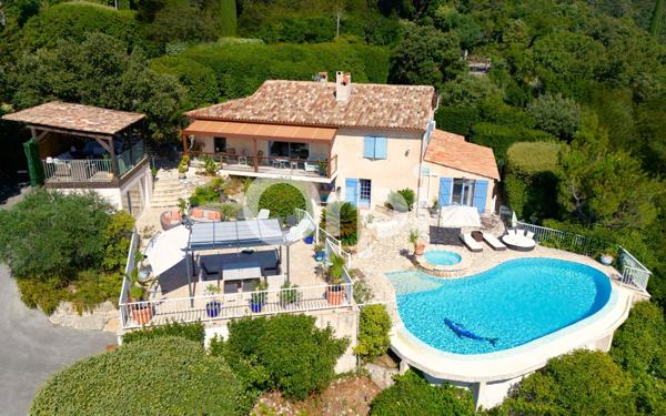 Maison à vendre    5 pièces • 175 m2 Montauroux