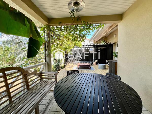 Maison récente de 7 pièces sur terrain arboré