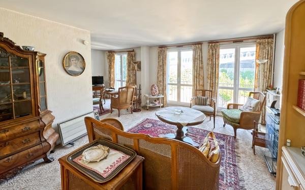 Appartement à vendre    4 pièces • 100 m2 Rambouillet