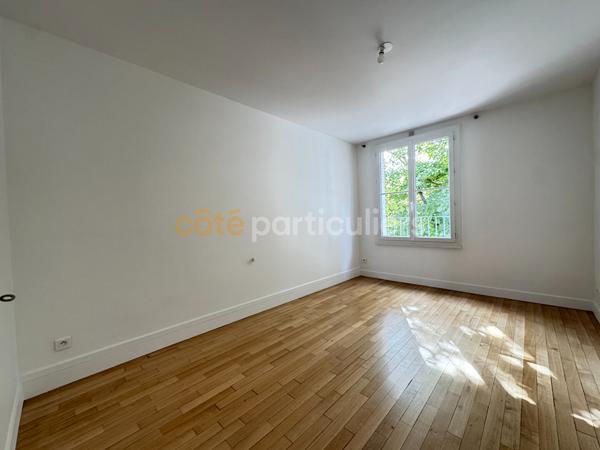 Vente
                Appartement43,94 m² - 2 Pièces -
                    ORLEANS (45000)