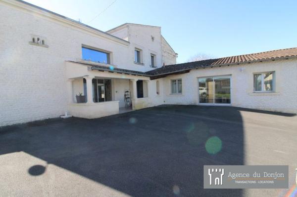 Maison ancienne Pons PONS 210 m²