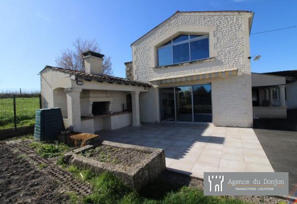 Maison ancienne Pons PONS 210 m²