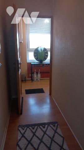 ANZIN IMMEUBLE A USAGE D'HABITATION ET COMMERCE