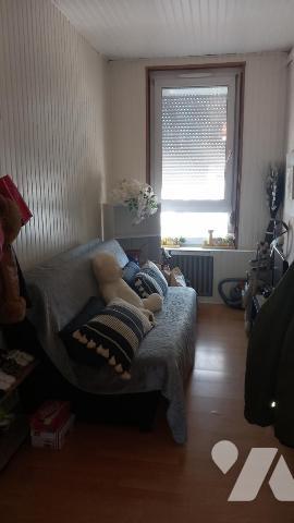 ANZIN IMMEUBLE A USAGE D'HABITATION ET COMMERCE