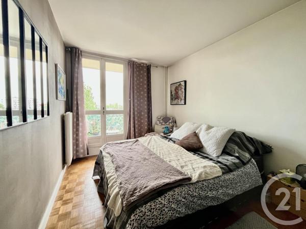Appartement F4 à vendre  4 pièces - 81,19 m2 ST MAUR DES FOSSES - 94