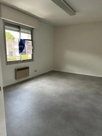 Bureau à vendre à Privas (07000)