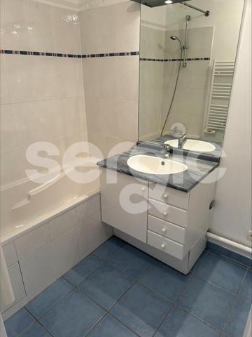 Location 4 Pieces 82 92150 Suresnes 01 0103 01 0019