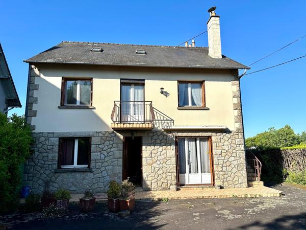 Immeuble à SAINT-BRICE-EN-COGLES, 35460 - 150m²