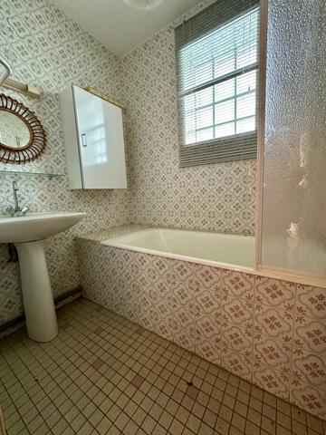 Immeuble à SAINT-BRICE-EN-COGLES, 35460 - 150m²