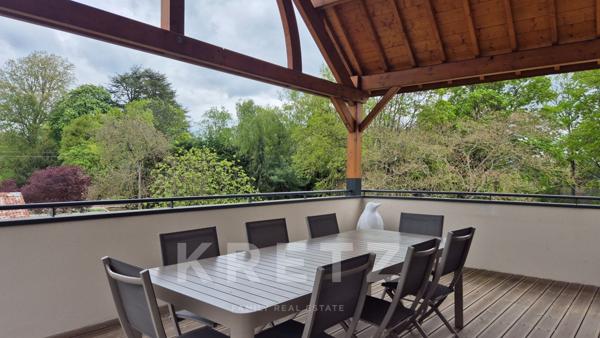 Immeuble d'exception au coeur du village de Vougeot (Bourgogne), prestigieux terroir viticole