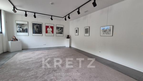 Immeuble d'exception au coeur du village de Vougeot (Bourgogne), prestigieux terroir viticole