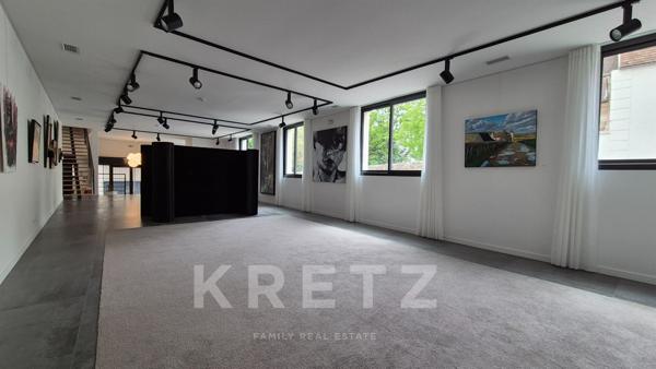 Immeuble d'exception au coeur du village de Vougeot (Bourgogne), prestigieux terroir viticole