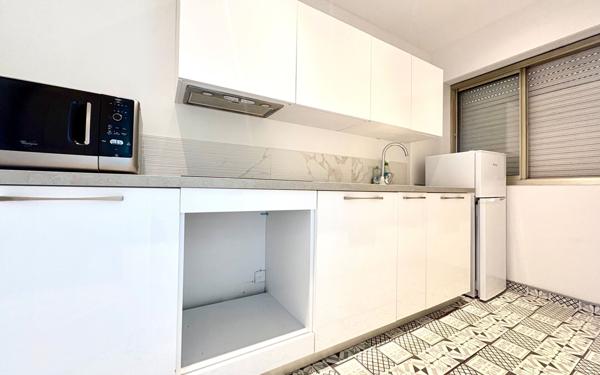 Appartement à vendre    2 pièces • 40 m2 Le Cannet