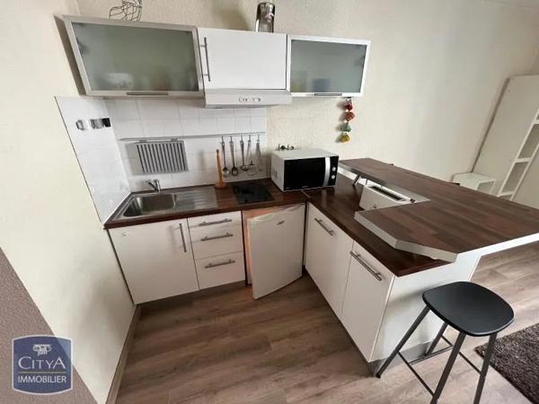 Appartement à louer 2 pièces 31.2m² Poitiers (86000)