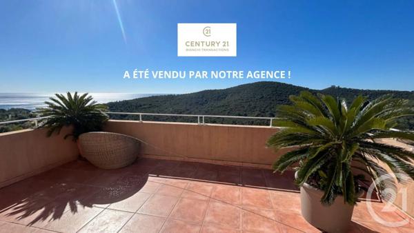 Maison à vendre  4 pièces - 108 m 2   COGOLIN  - 83