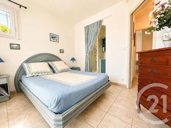 Maison à vendre  4 pièces - 108 m 2   COGOLIN  - 83