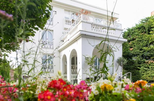 INVESTISSEMENT LOCATIF – GARCHES – Résidence EHPAD Villa d'Epidaure - 6 % de rentabilité