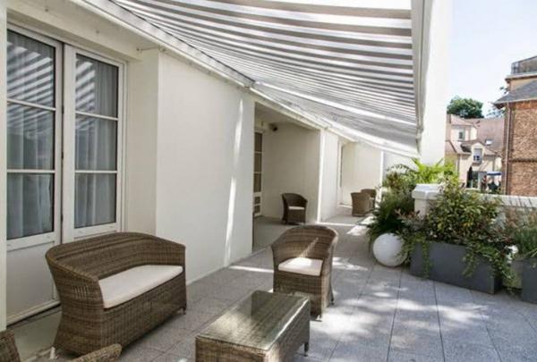 INVESTISSEMENT LOCATIF – GARCHES – Résidence EHPAD Villa d'Epidaure - 6 % de rentabilité