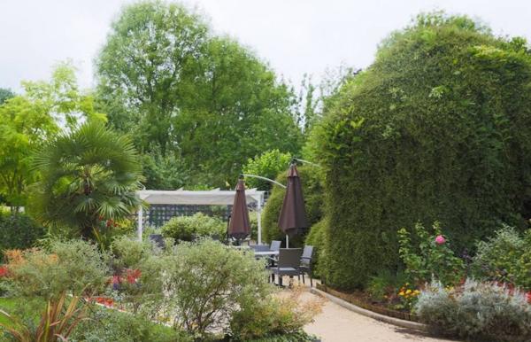 INVESTISSEMENT LOCATIF – GARCHES – Résidence EHPAD Villa d'Epidaure - 6 % de rentabilité