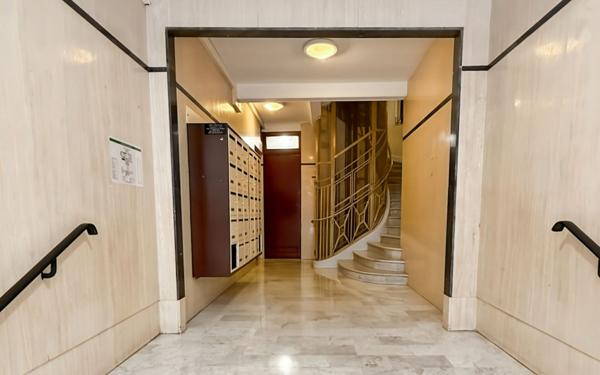 Appartement à vendre    2 pièces • 91,24 m2 Nice