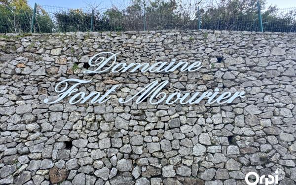 Maison à vendre    2 pièces • 47 m2 Gassin