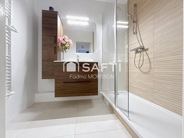 Appartement avec vue exceptionnelle sur la Seine