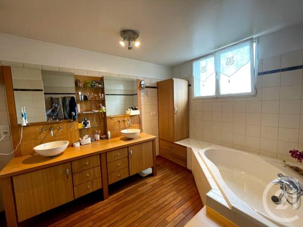 Maison à vendre  5 pièces - 197 m2 SAONE - 25