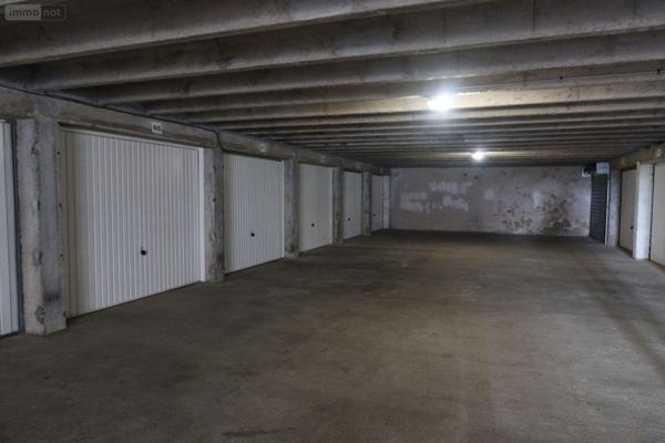 Parking couvert à vendre à Brest dans le Finistère (29200), ref : 4080   
Recouvrance