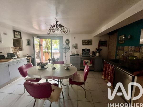 Maison à vendre 11 pièces 225 m² Sanilhac-Sagriès