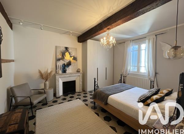 Maison à vendre 11 pièces 225 m² Sanilhac-Sagriès