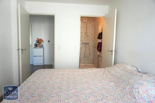 Appartement à louer 4 pièces 77.79m²