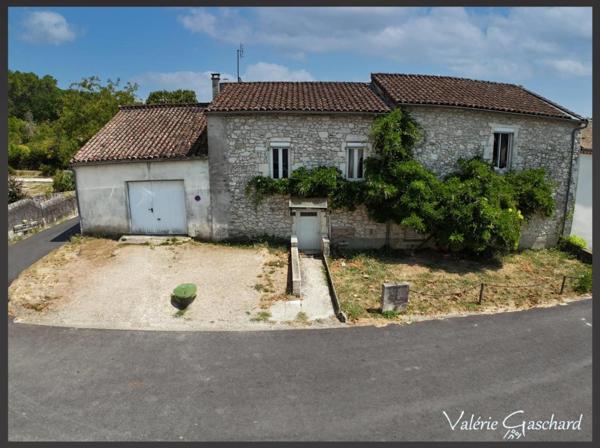 Ancien corps de ferme en pierre  235 m² avec dépendances à SAINT ANTOINE DE BREUILH
