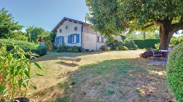 Maison à vendre à RÉAUP-LISSE 116m² avec un grand terrain de 5600m²