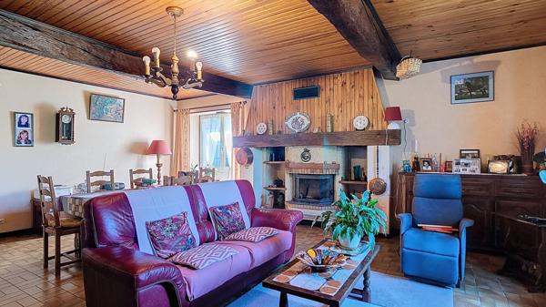 Maison à vendre à RÉAUP-LISSE 116m² avec un grand terrain de 5600m²