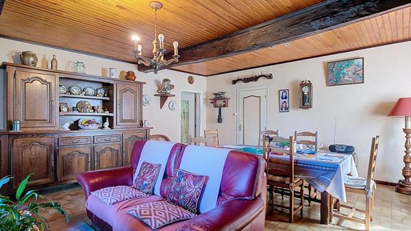 Maison à vendre à RÉAUP-LISSE 116m² avec un grand terrain de 5600m²