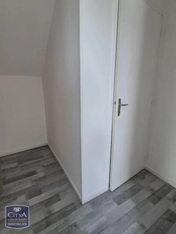 Maison à louer 2 pièces 45.27m² Avesnes-sur-Helpe (59440)