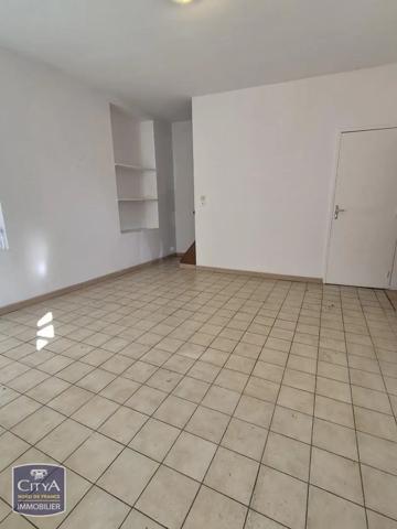 Maison à louer 2 pièces 45.27m² Avesnes-sur-Helpe (59440)