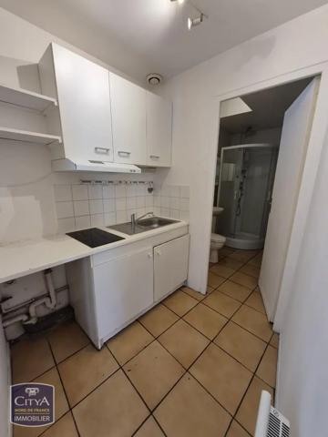 Maison à louer 2 pièces 45.27m² Avesnes-sur-Helpe (59440)